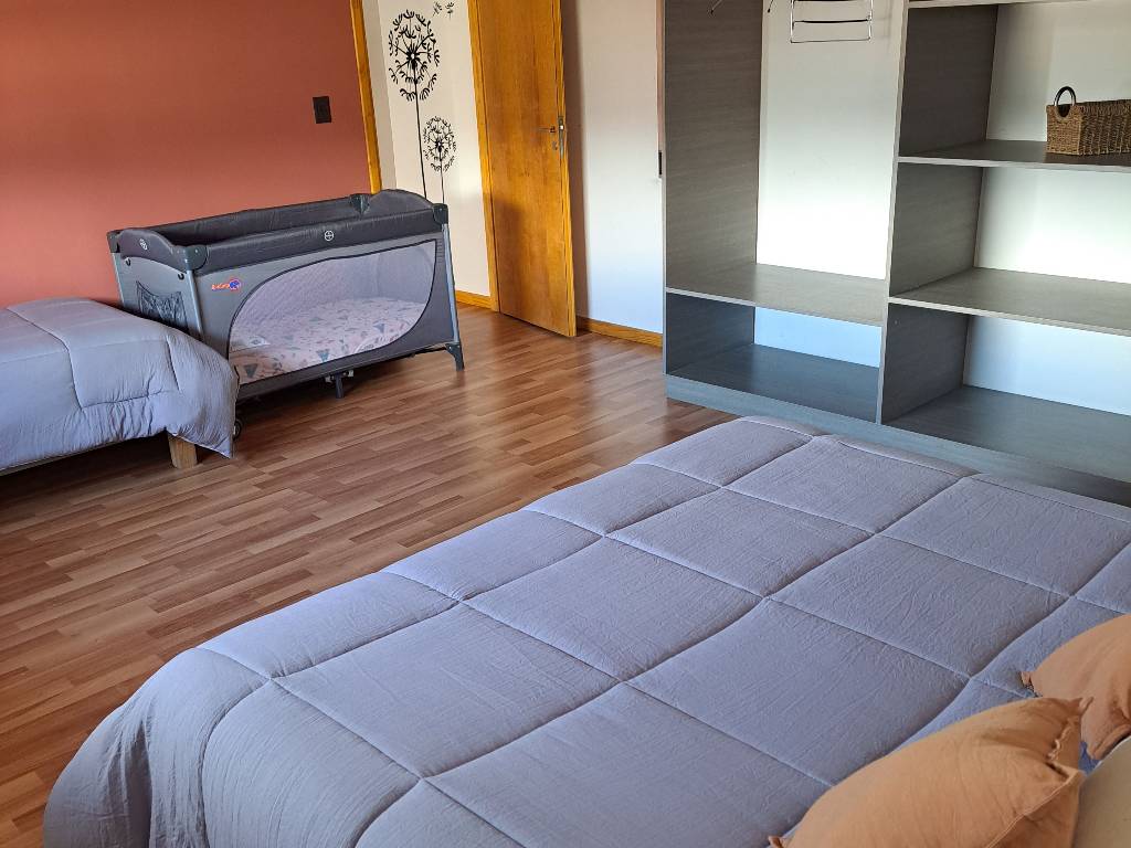 Travel cot on request