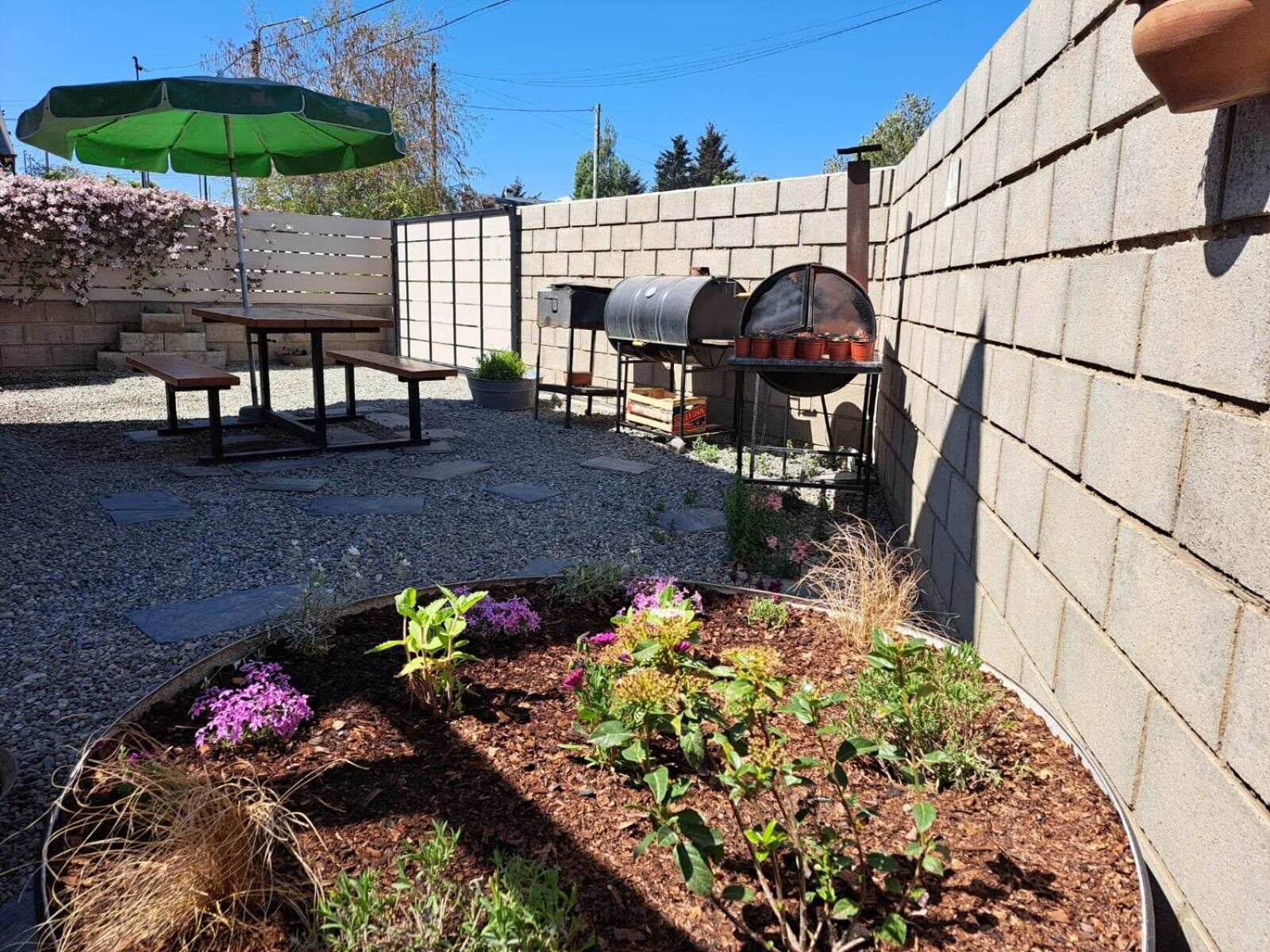 Grill and garden