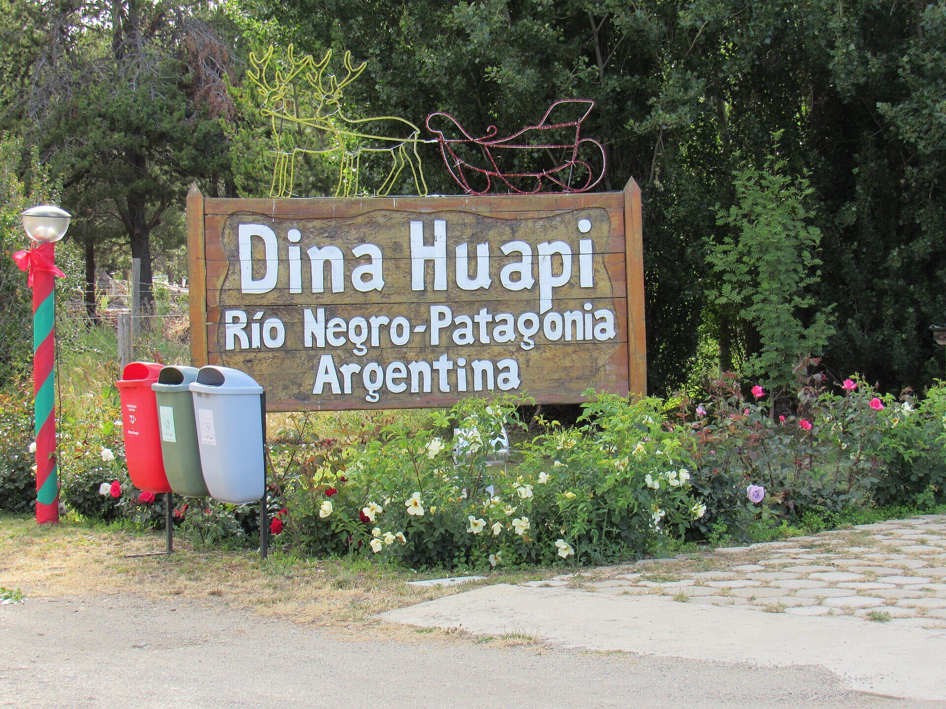 Entering Dina Huapi