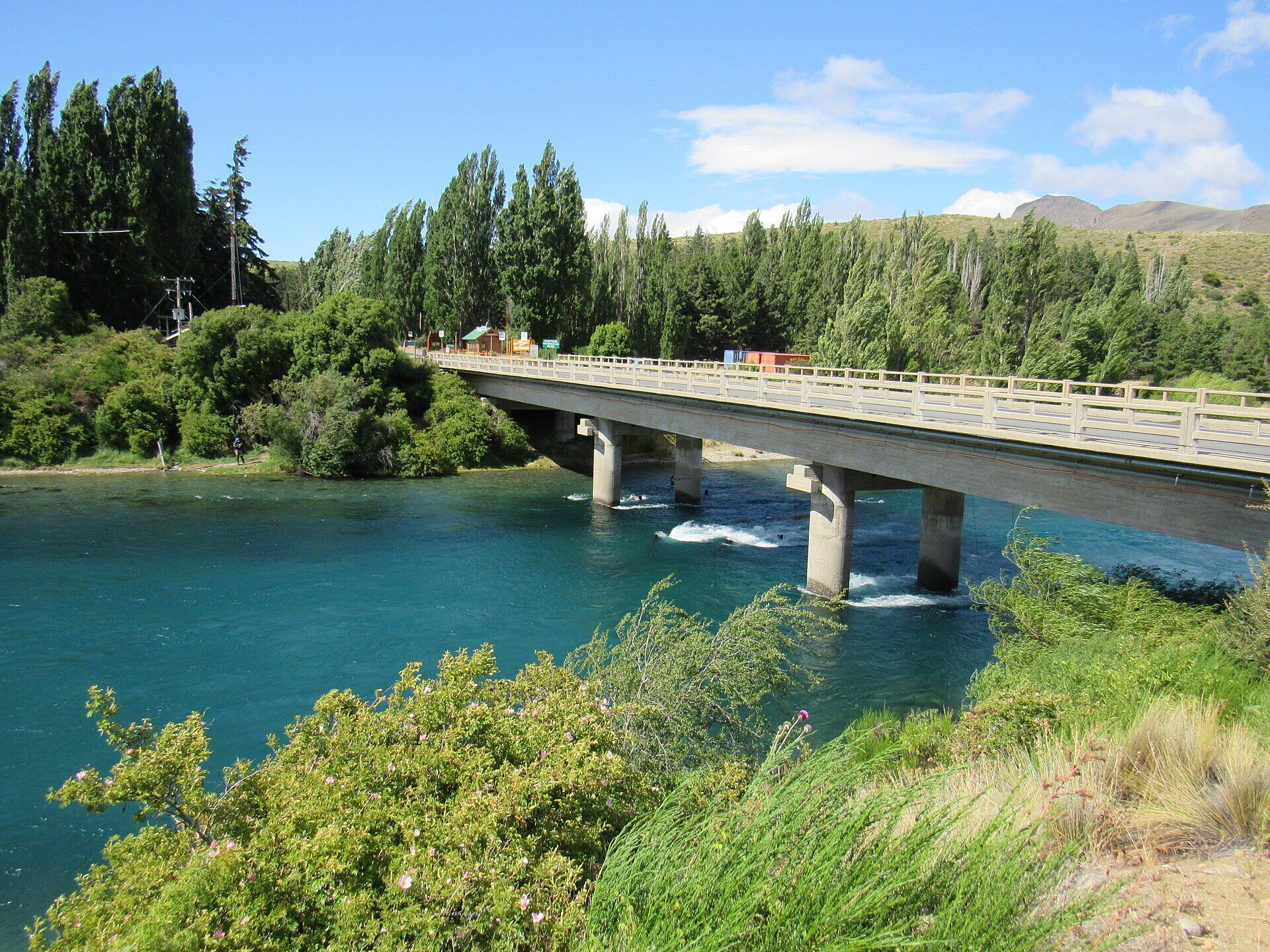 The bridge over the Limay river